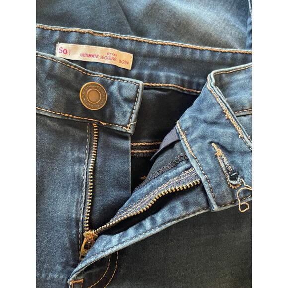 SO Ultimate Low Rise Jeggings Jeans Junior Women's Blue 9 /29w - Picture 6 of 7